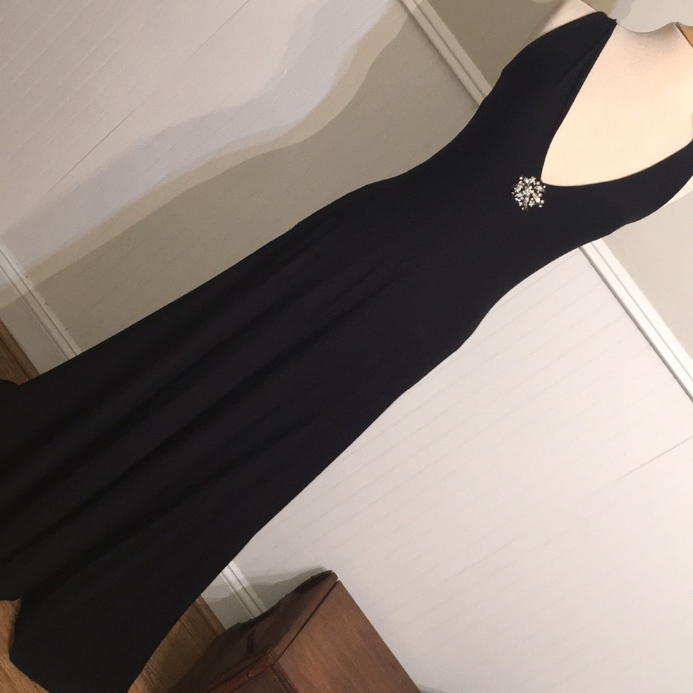 Beautiful evening dress with front slit